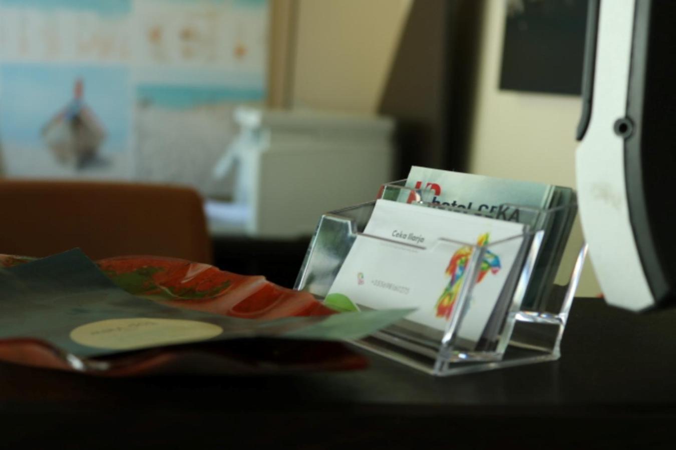 Hotel Ceka Драч Екстериор снимка